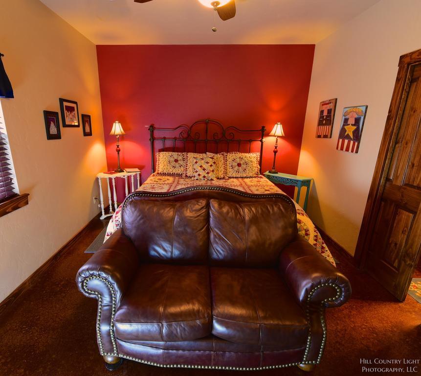 Lazy T Bed And Breakfast Fredericksburg Eksteriør bilde